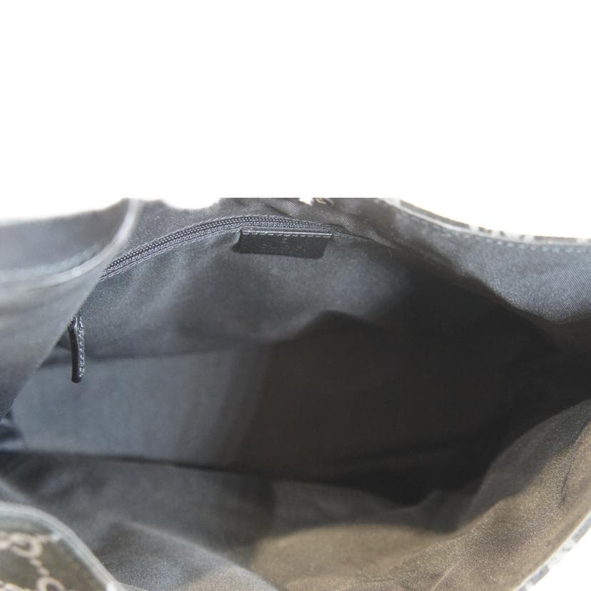 GUCCI GG Suede One Shoulder Black 001.3297 002*** A Rank 92Used 001.3297 6