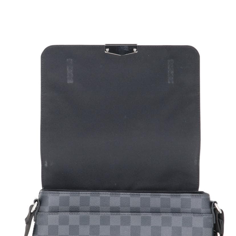 LOUIS VUITTON Louis Vuitton District PM NV2 Graphite N40349 RFI**** AB Rank 7
