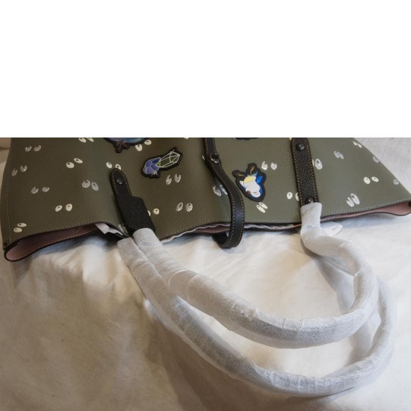 COACH Disney collaboration Snow White tote 31153 A18** S rank 92used 31153 5