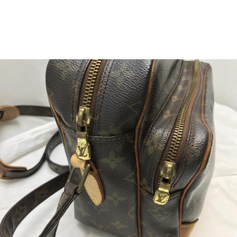 LOUIS VUITTON Nile Monogram M45244 AR1*** BC Rank 51 [Used] M45244 11