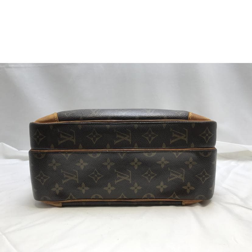LOUIS VUITTON Nile Monogram M45244 AR1*** BC Rank 51 [Used] M45244 8