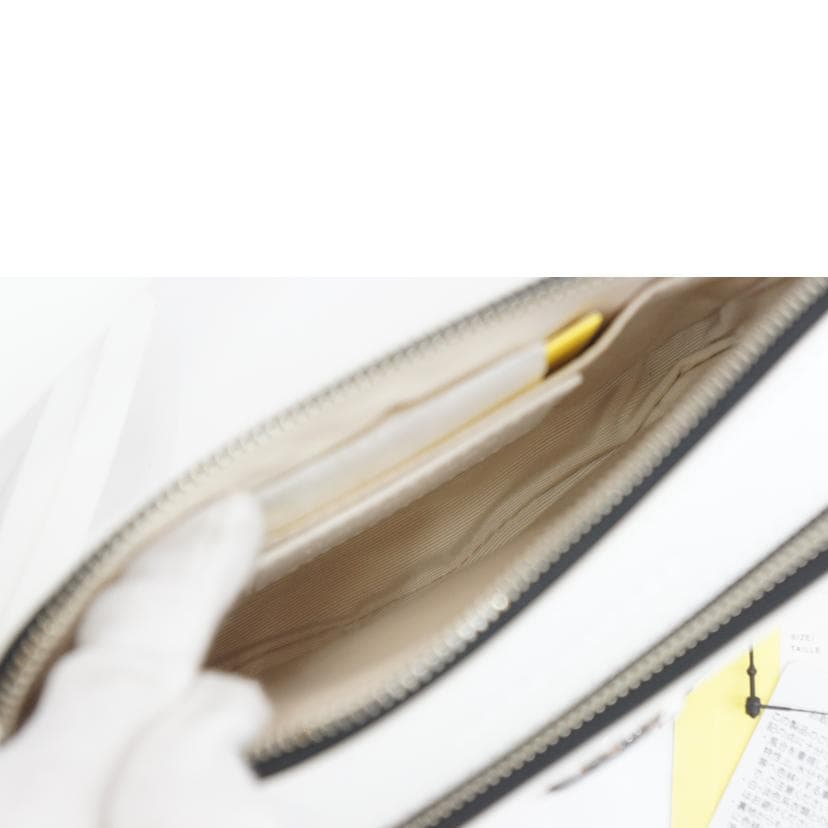 MARC JACOBS Mark Jacobs THE SNAPSHOT Shoulder M0014867-100 SP2* S Rank 05 7