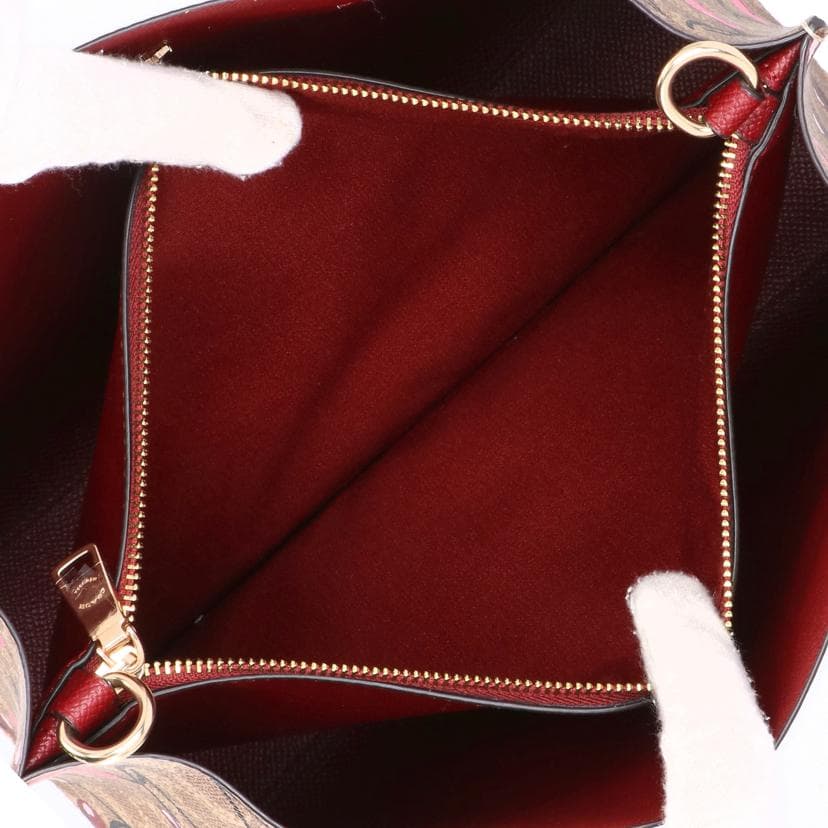 COACH Coach Mori Tote Bag 25 Signature Cherry Print CZ772 K24** A Rank 18Used 7