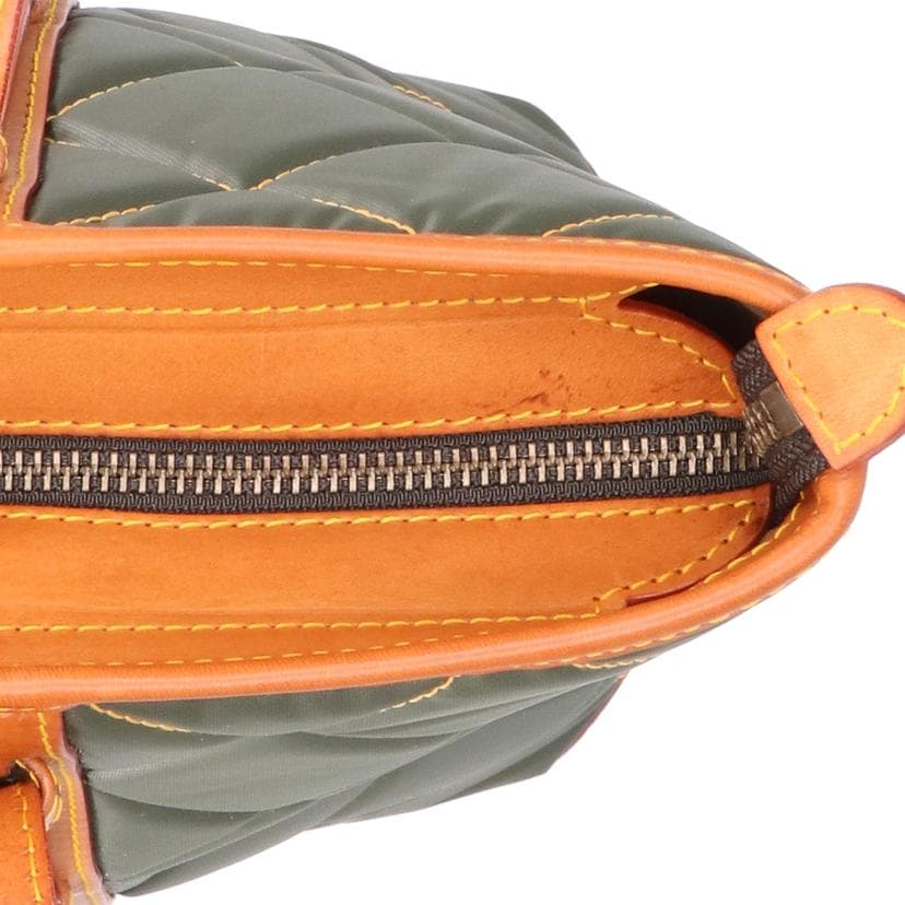 HUNTING WORLD Hunting World Tote Bag Batyusa Pass Quilting 3901BSQ 071*** AB 10