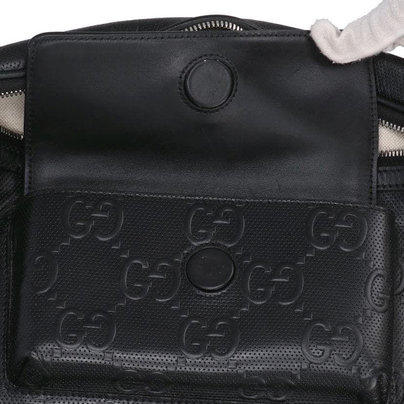 GUCCI GG embossed leather belt bag 6450931W3CN 525*** B rank 24Used 6450931W3CN 8