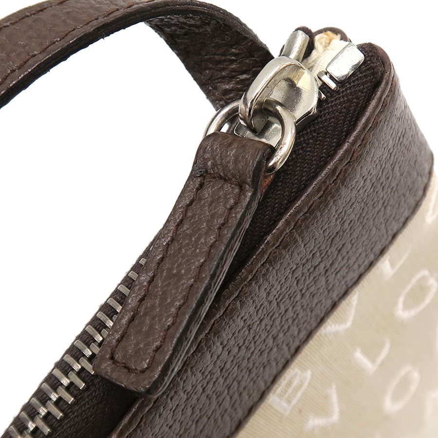 Logo Mania Shoulder 5