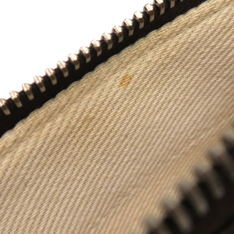 Logo Mania Shoulder 7