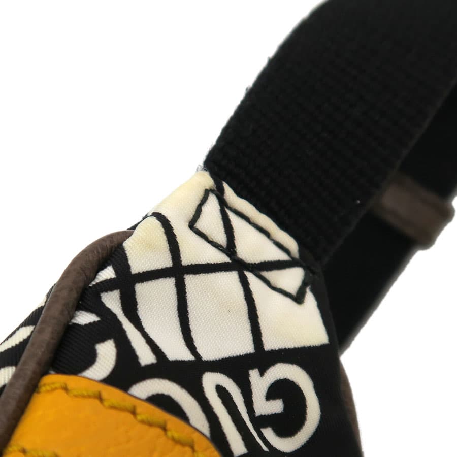 The North Face collaboration body bag 650299 7