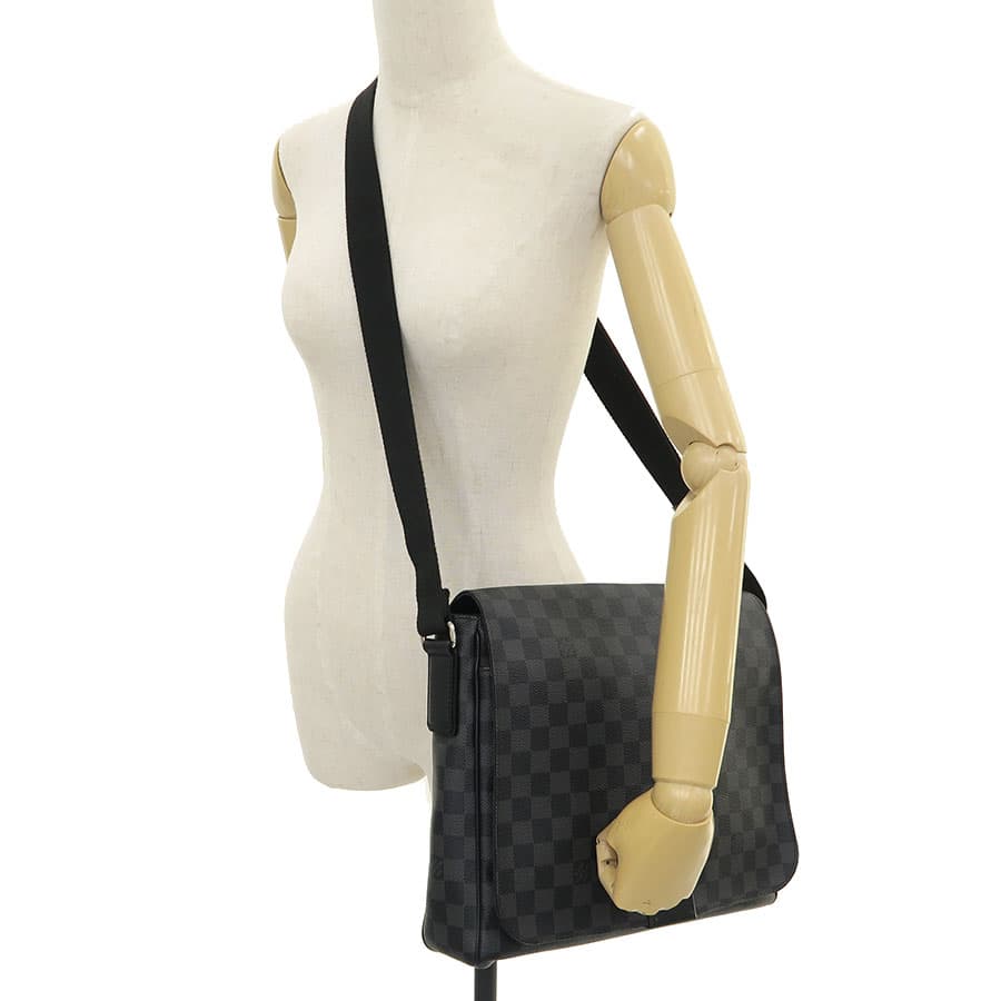 District MM N41272 9