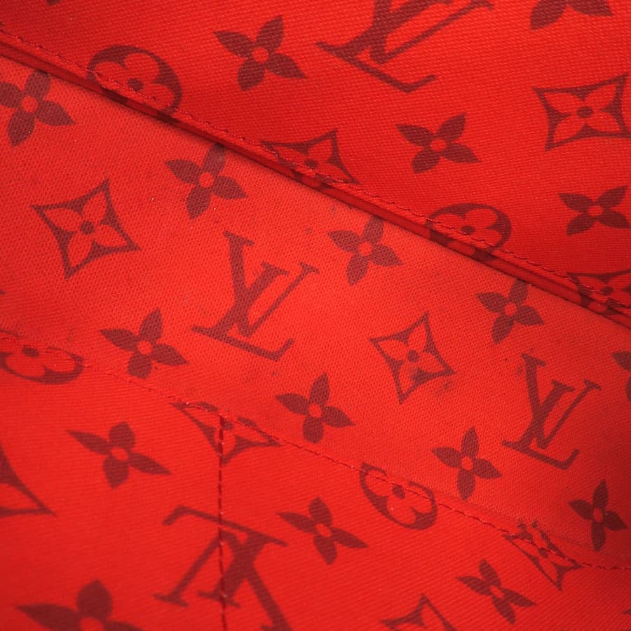 Pochette Voyage M82800 4