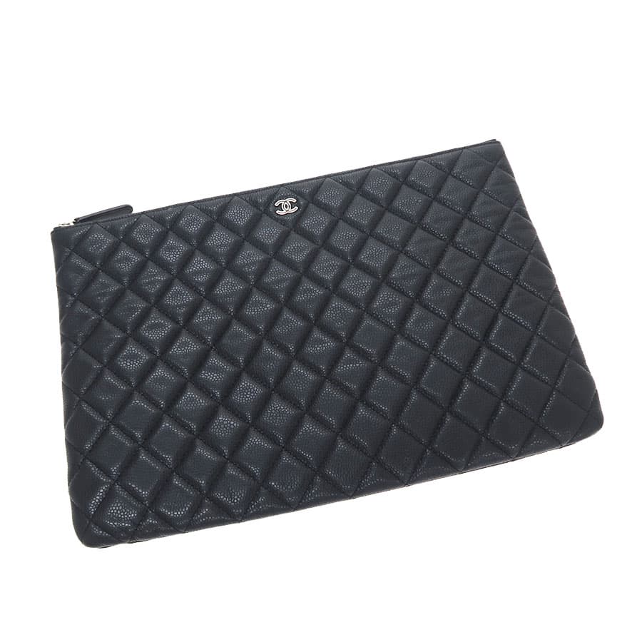 Caviar Matelassé Clutch Bag