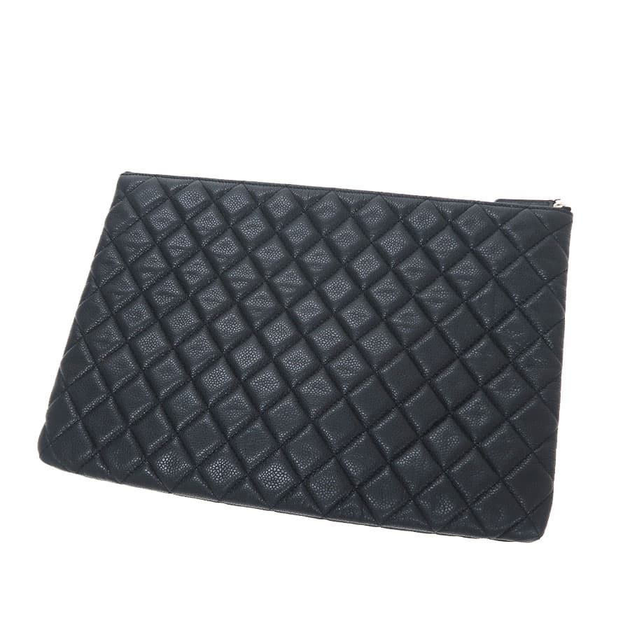 Caviar Matelassé Clutch Bag 3