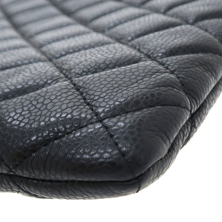 Caviar Matelassé Clutch Bag 6