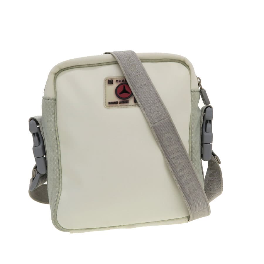 Sports Line Shoulder 3