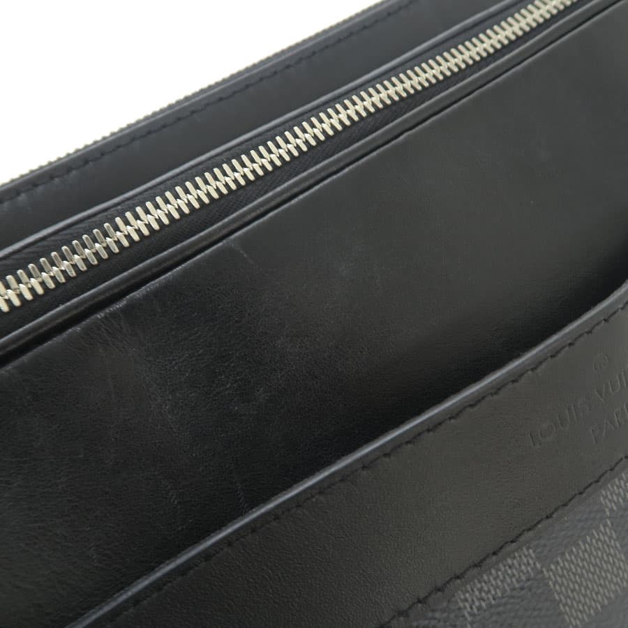 Trocadero Messenger MM N40088 7