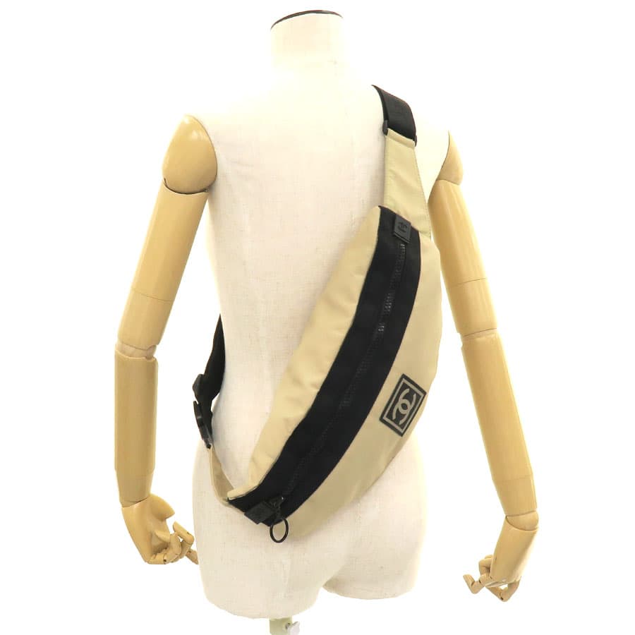 Sports Line Banana Shoulder 9
