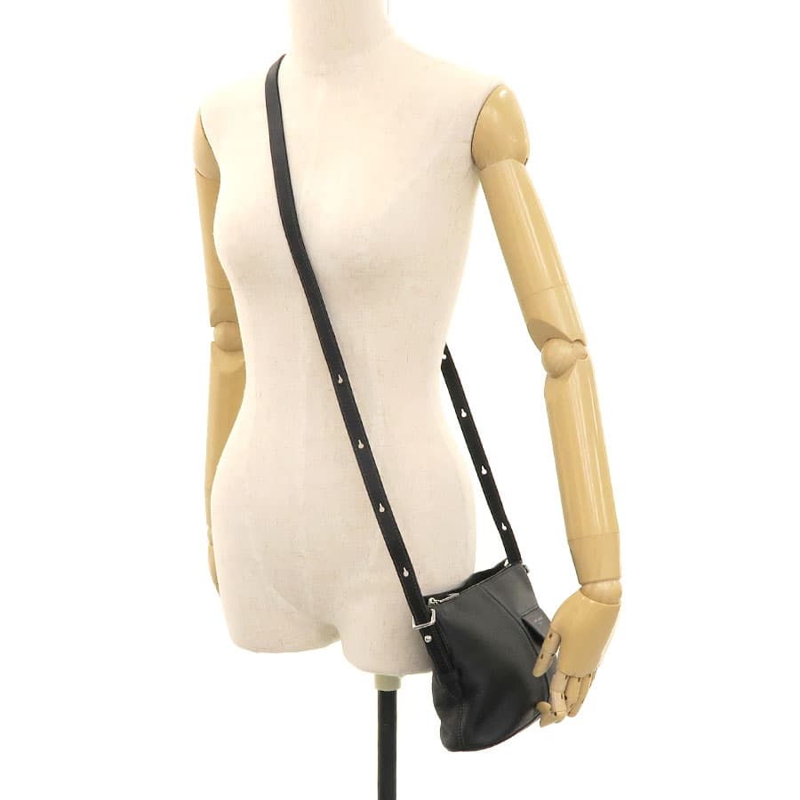 Shoulder M0013259-001 9