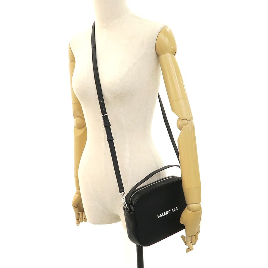 Everyday Small Camera Bag 608654 9