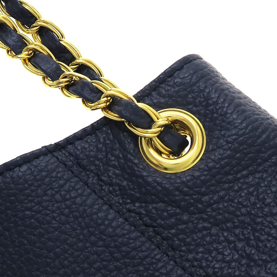 Chain Tote 7