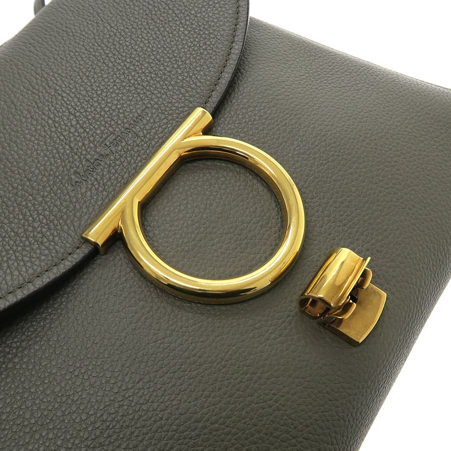 Top handle / Satchel 5