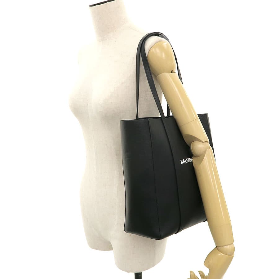 Everyday Tote XS 551810 9
