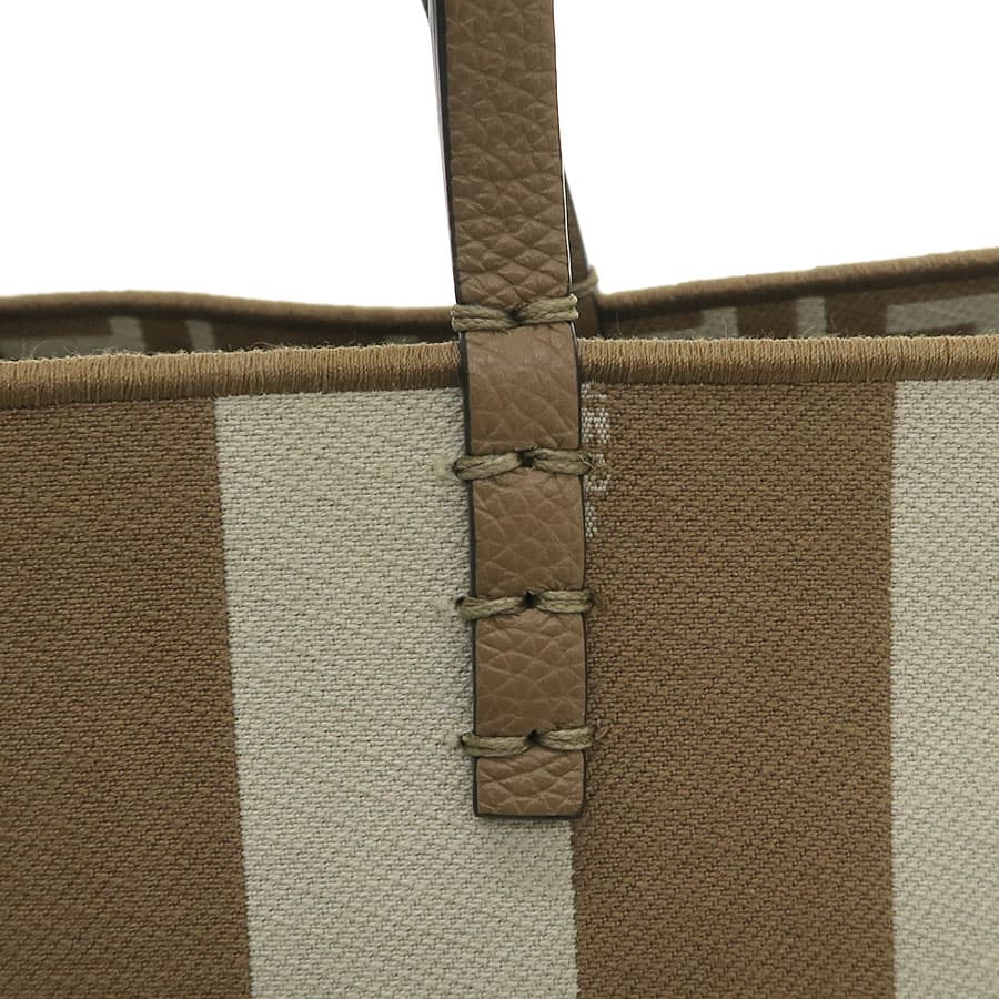 Roll Small Reversible Tote Bag / Pecan Stripe & FF 8BH424AS86F1PIQ 8