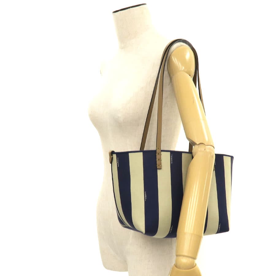 Roll Small Reversible Tote / Pecan & FF 8BH424AS86F1PIR 9