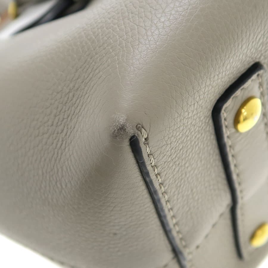 Belt bag (with a replacement decorative belt) 6