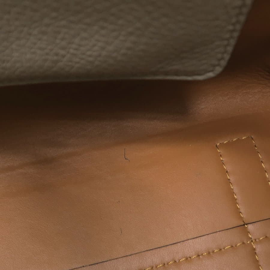 Belt bag (with a replacement decorative belt) 8