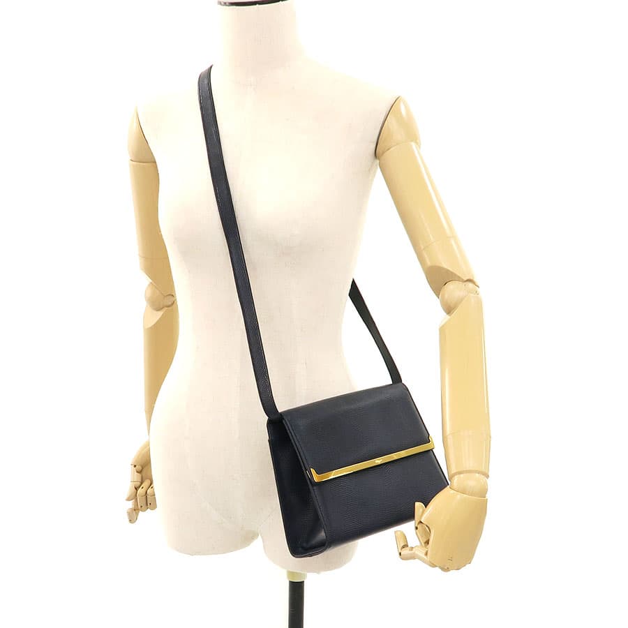 Shoulder 21 5715 9