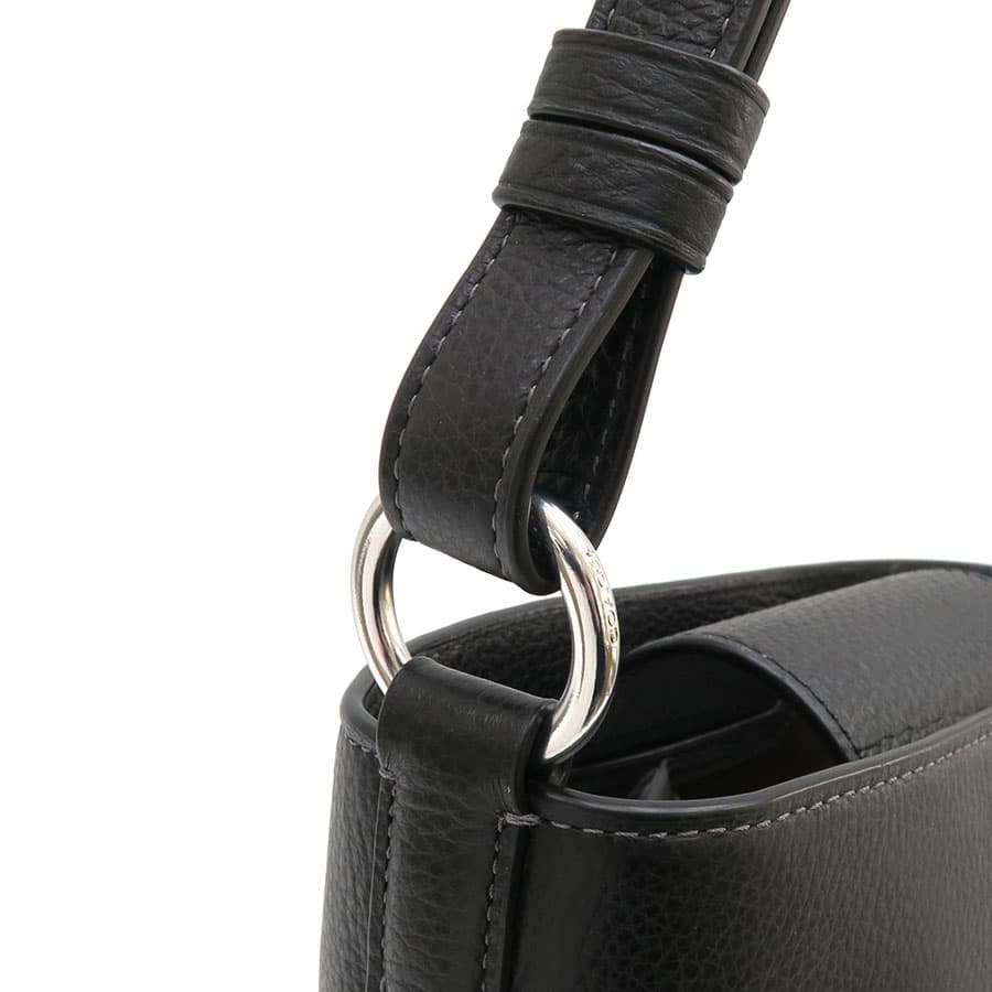 Sophie Bucket Shoulder CR153 7