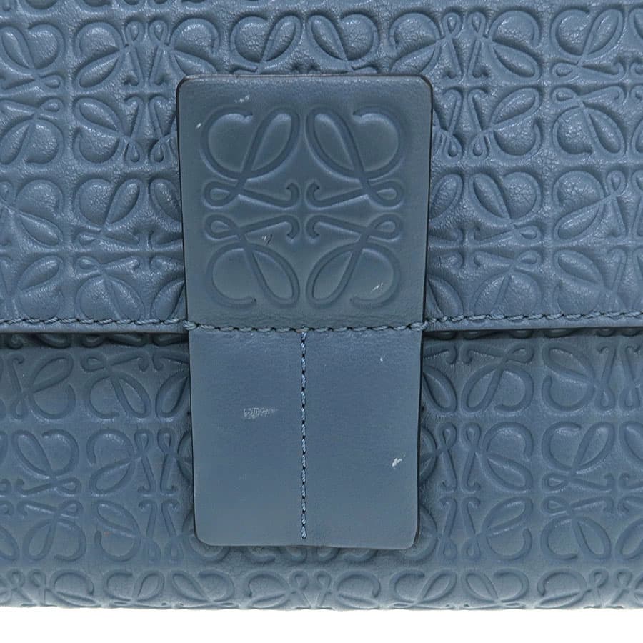 Anagram Avenue Chain Shoulder 3