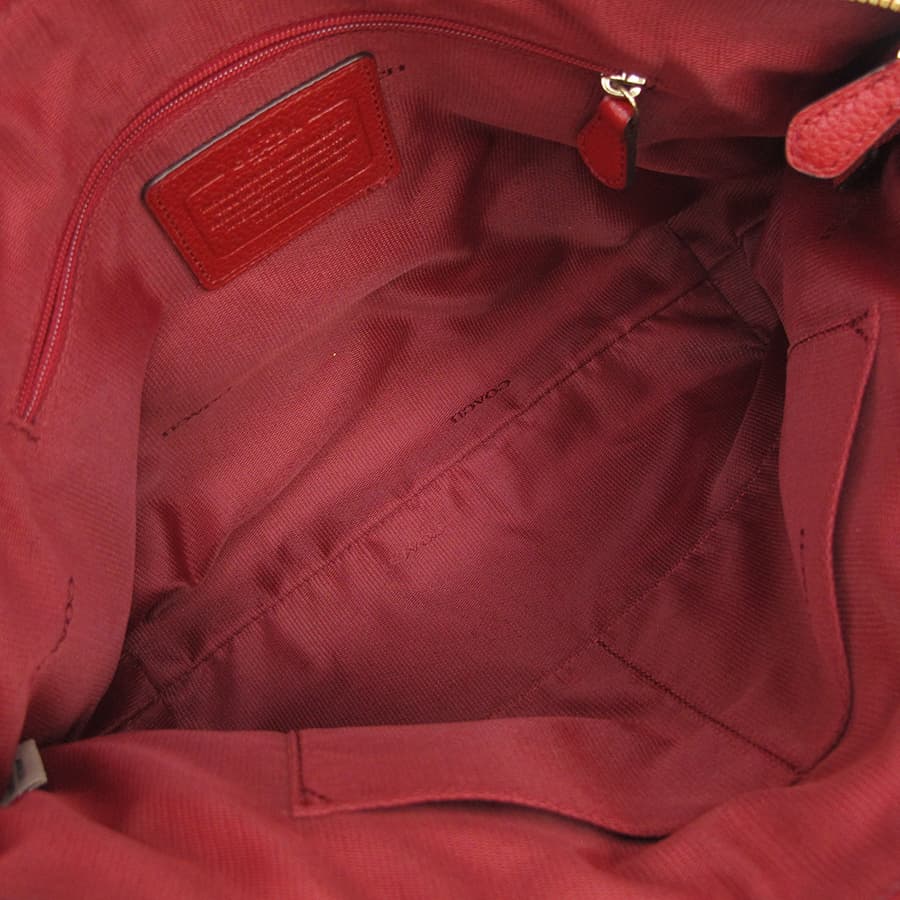 Small Kelsey Crossbody Pebbled Leather 33733 2