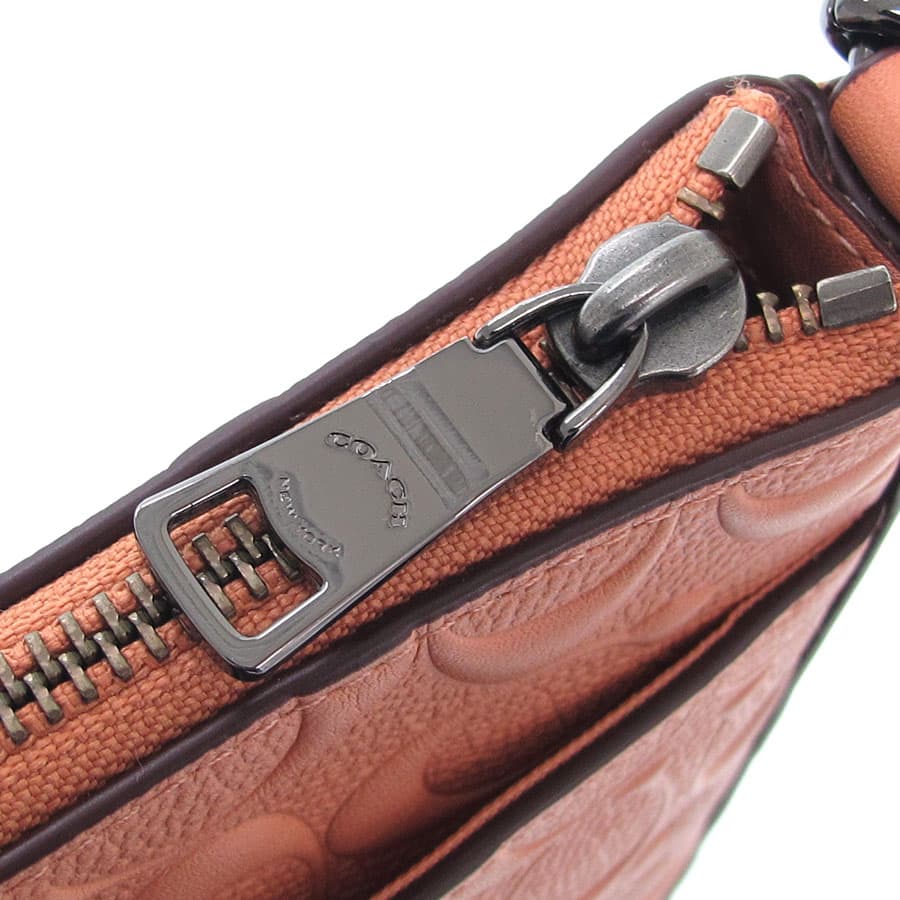 Embossed Signature Shoulder Bag 577331 6