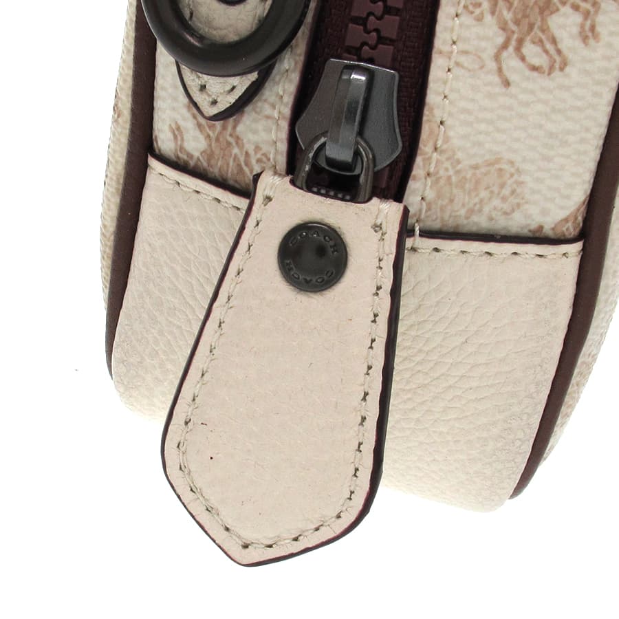 Horse and Carriage Coated Canvas Camera Bag 89401 6