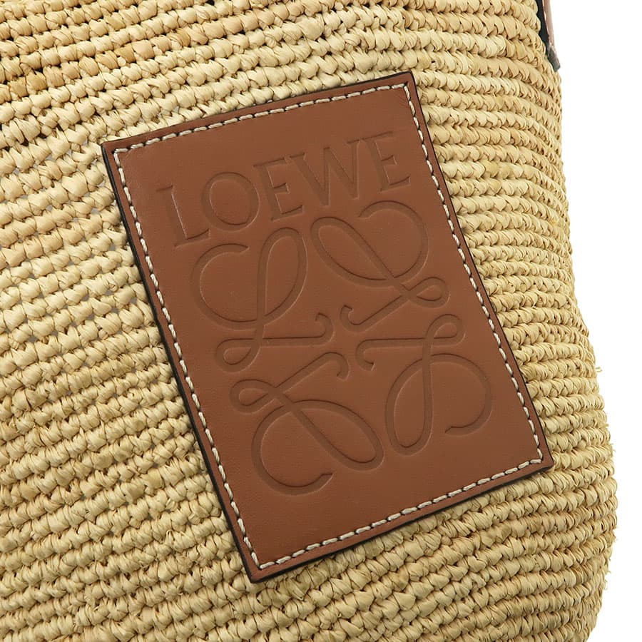 Anagram Pochette Bucket Bag 3