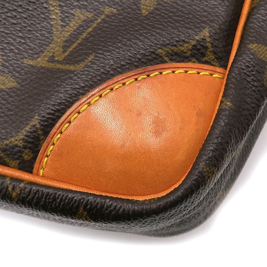 Trocadero 27 M51274 8