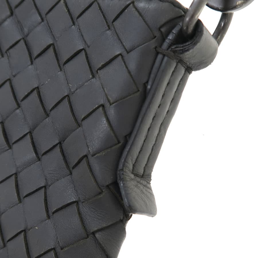 Intrecciato Large Shoulder 8