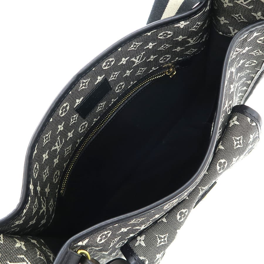 Buzzas Marie Kate M92324 2