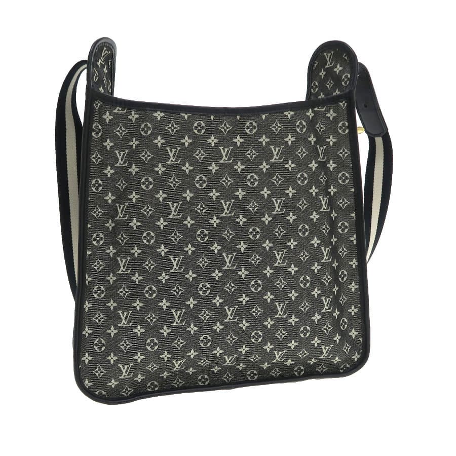 Buzzas Marie Kate M92324 3