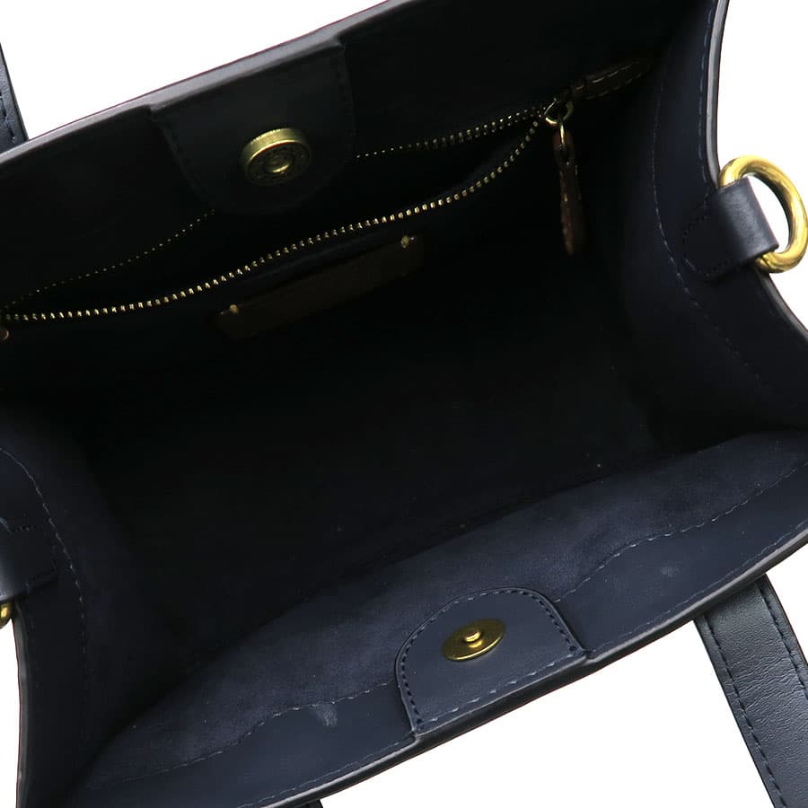 Field Tote 22 C3865 2