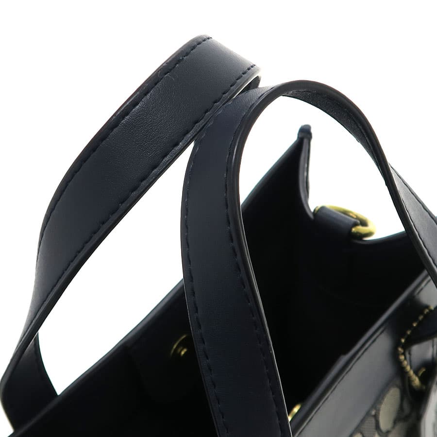 Field Tote 22 C3865 7